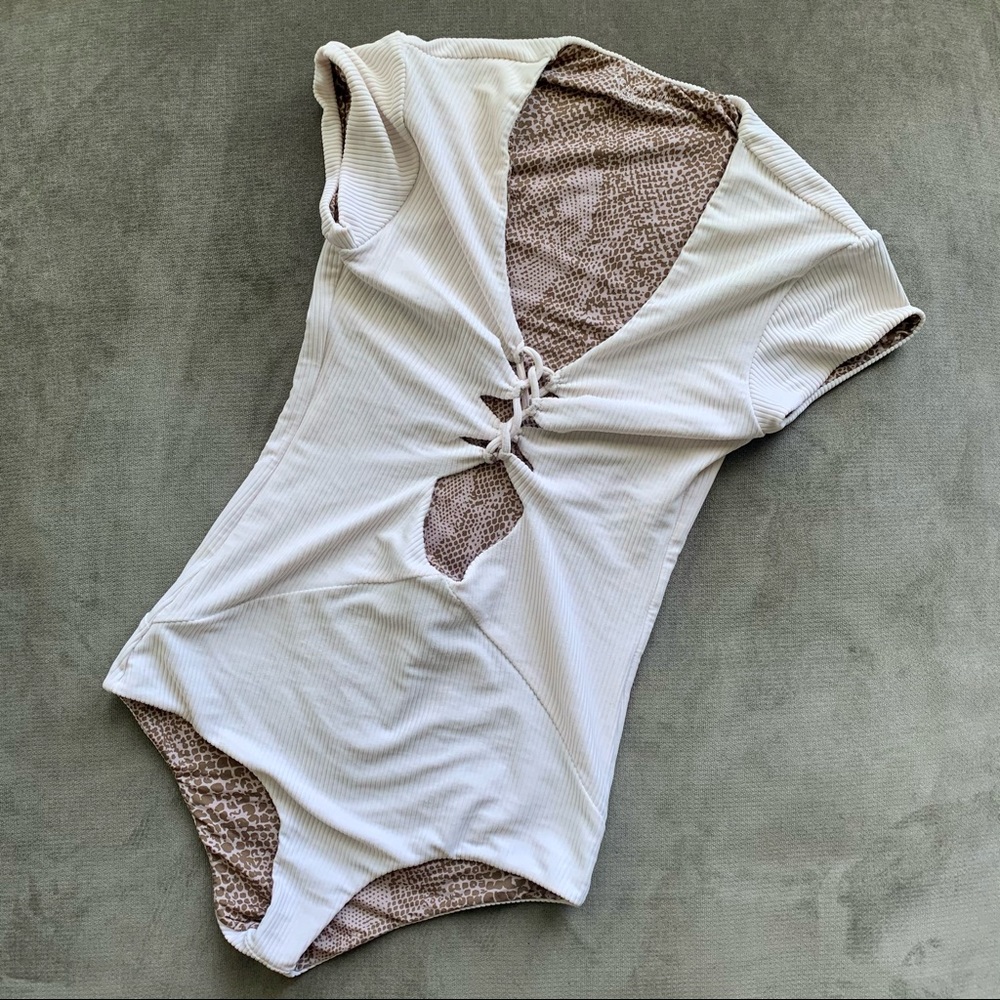 Acacia Veracruz One-Piece